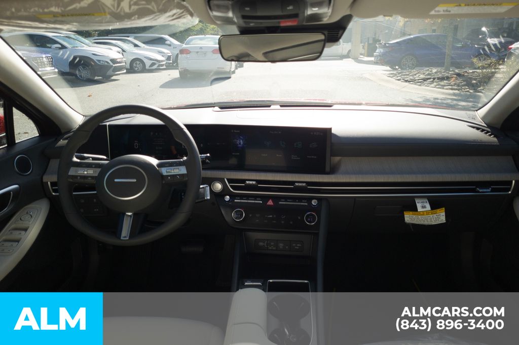 2025 Hyundai Sonata Hybrid SEL - Photo 18