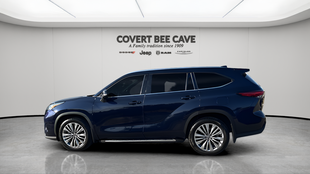 Used Car 2022 Toyota Highlander  Platinum For Sale Under $40,000 In Austin, Texas