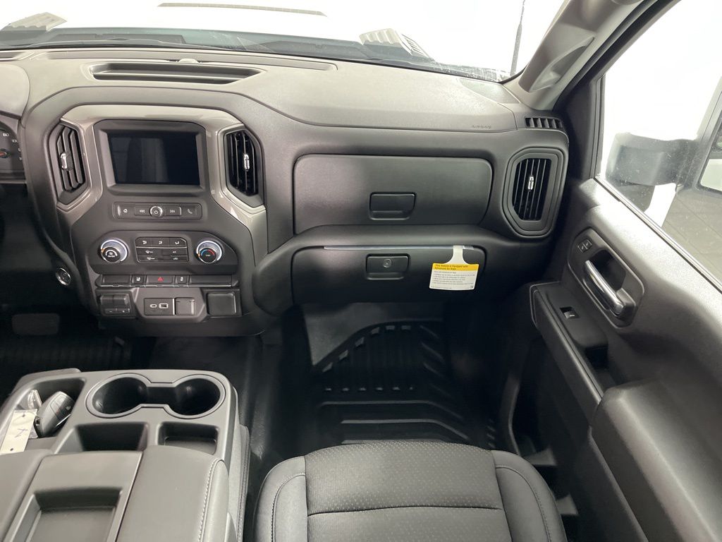 Thumbnail: 2026 Chevrolet Silverado 2500 - 16