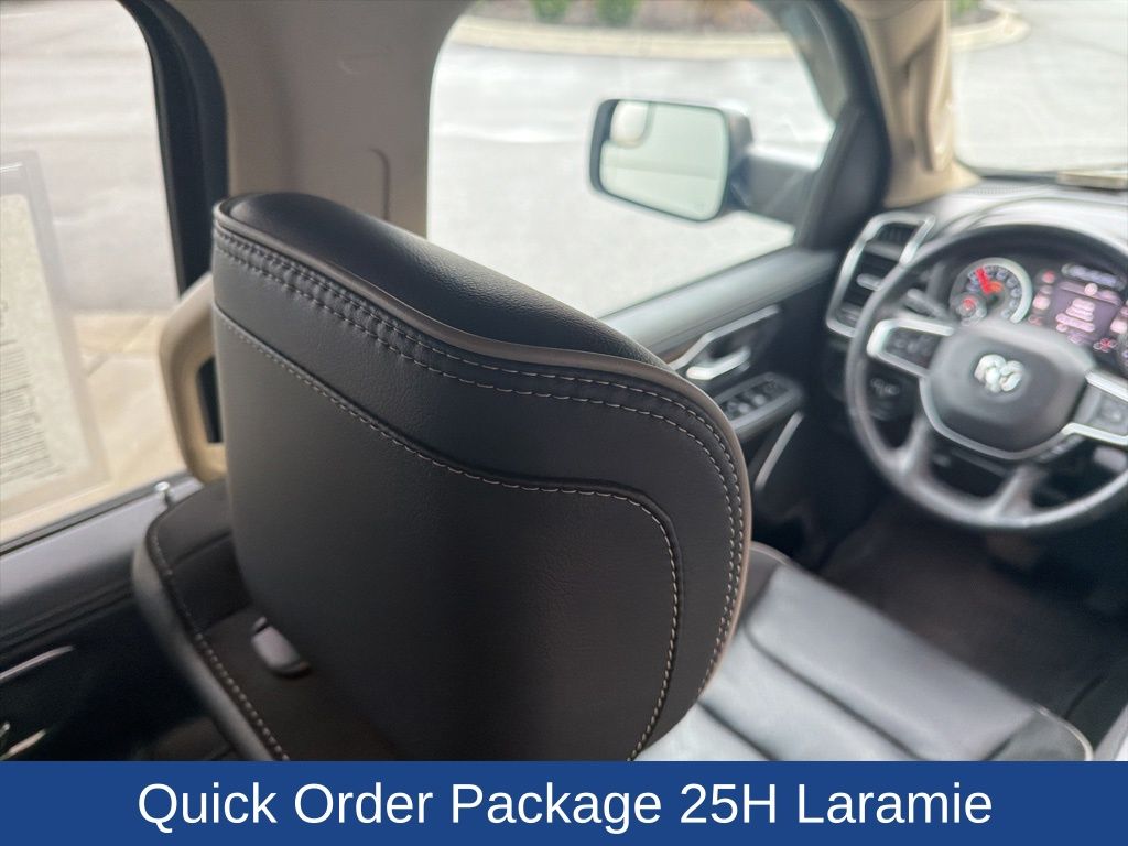 2020 Ram 1500 Laramie Crew Cab 4x4 5'7" Box