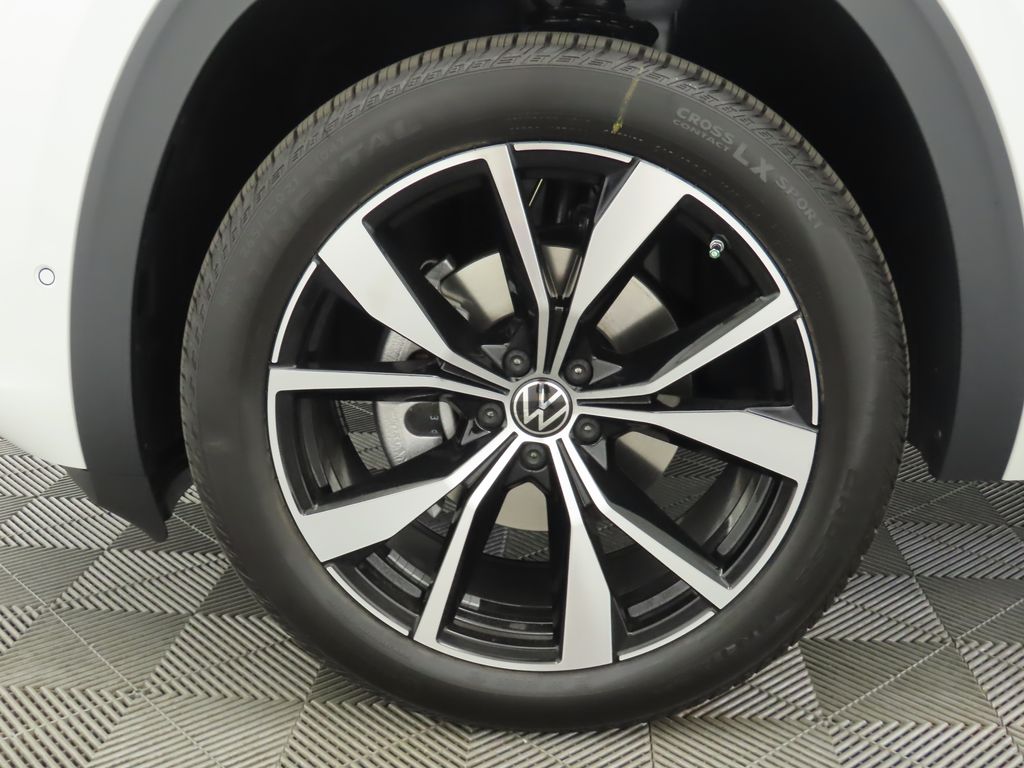 Thumbnail: 2025 Volkswagen Atlas - 31