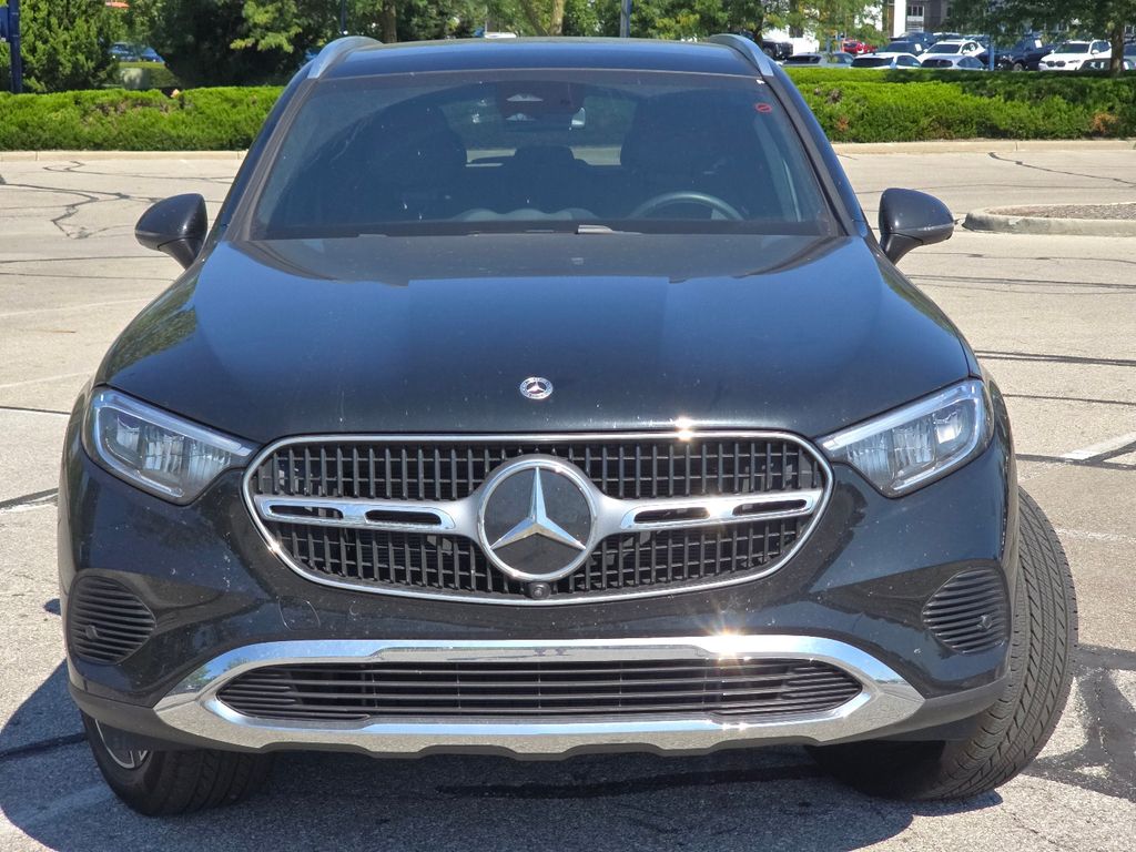 Certified Used 2026 Black Mercedes-Benz GLC 300 image 12