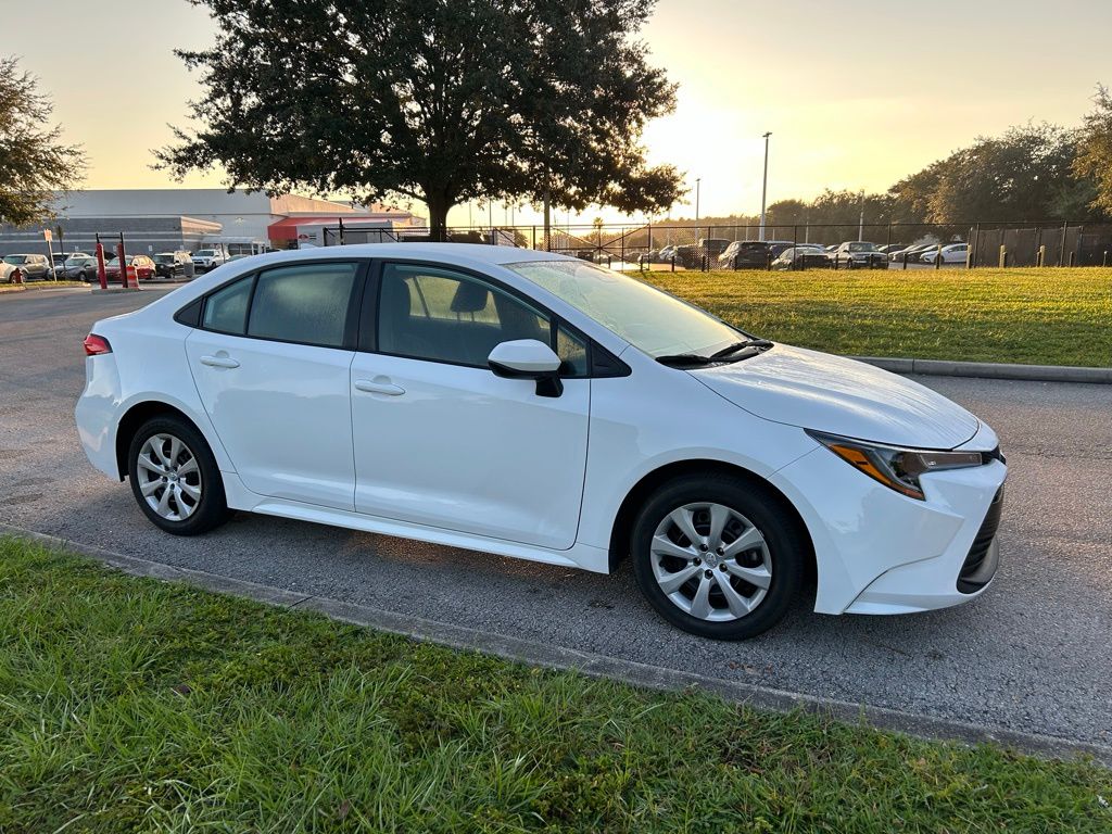 Thumbnail: 2023 Toyota Corolla - 7