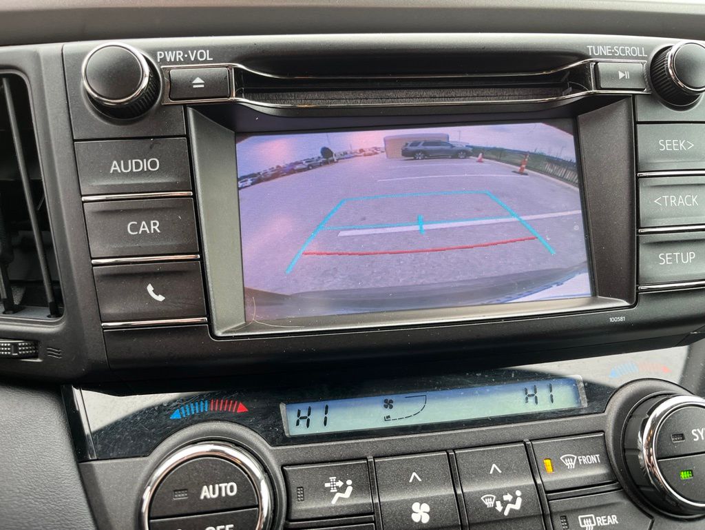 Thumbnail: 2018 Toyota RAV4 - 13