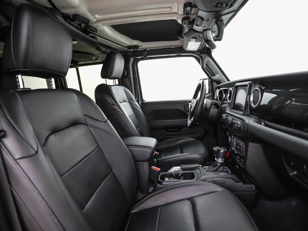 Thumbnail: 2020 Jeep Wrangler - 30