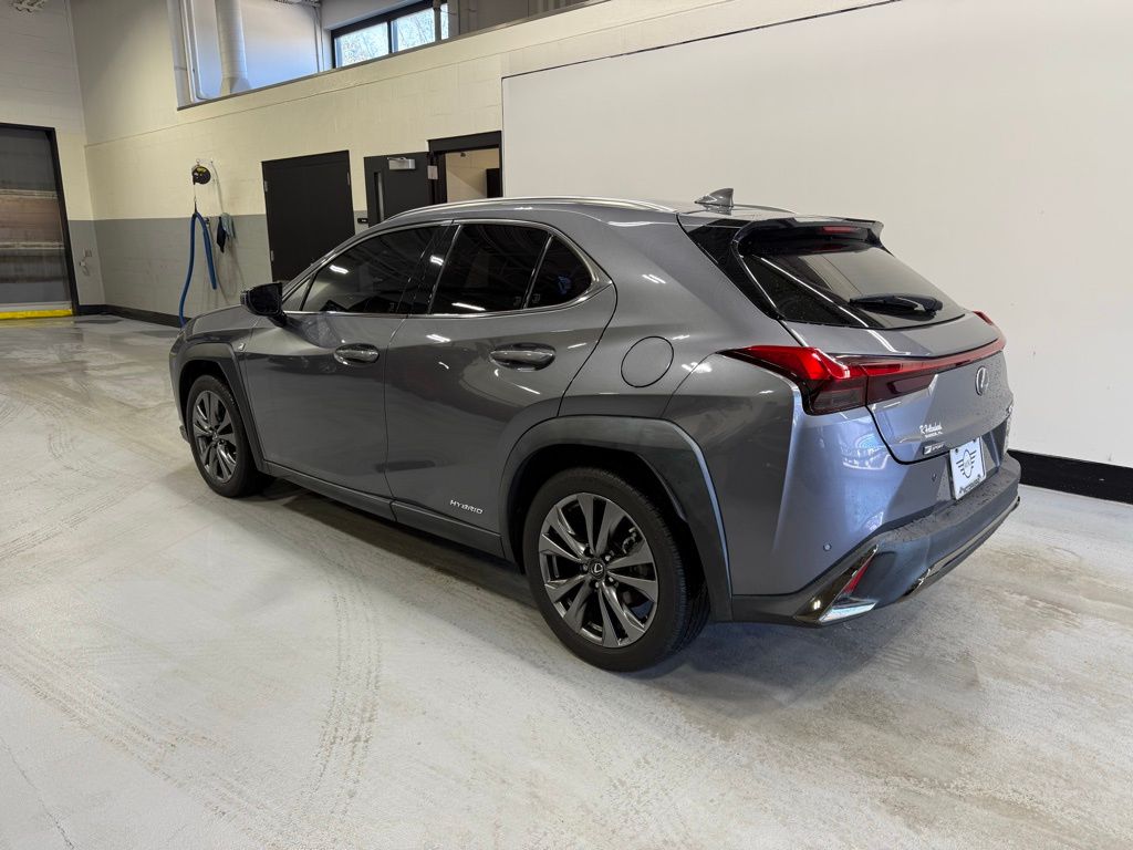 2021 Lexus UX 250h 3