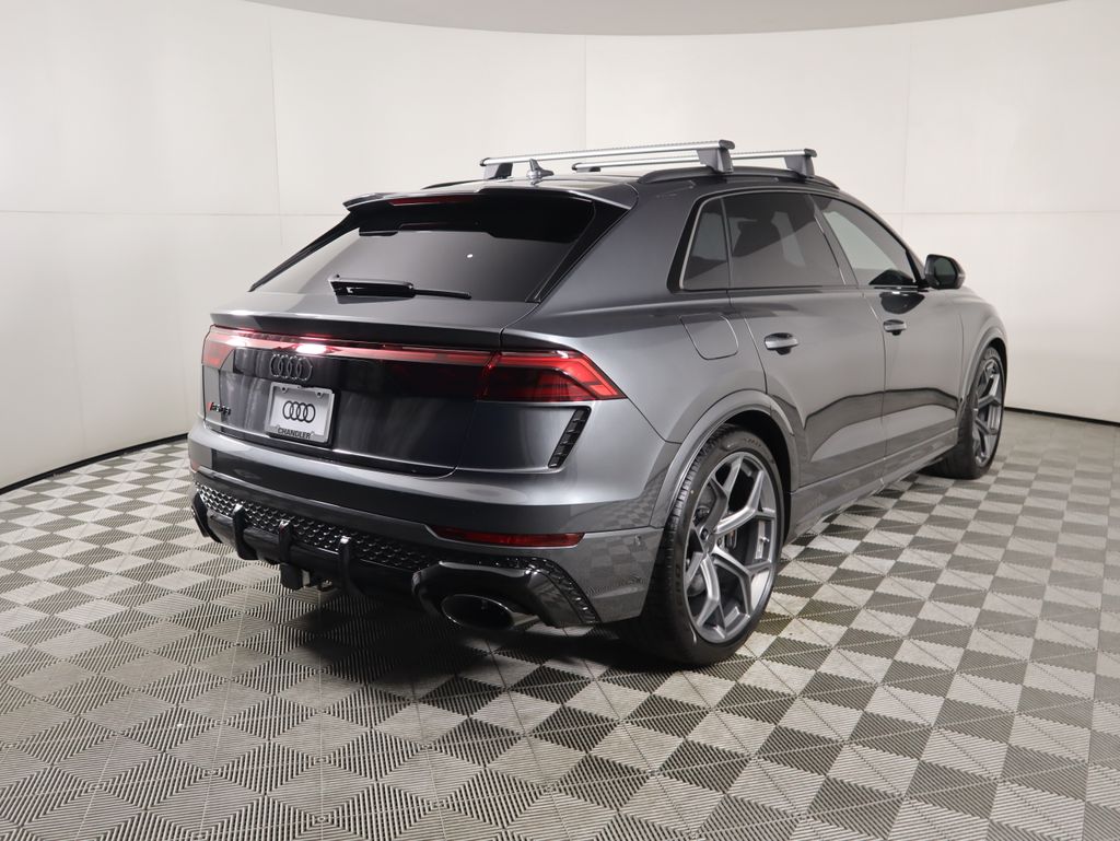 Thumbnail: 2026 Audi RS Q8 - 5