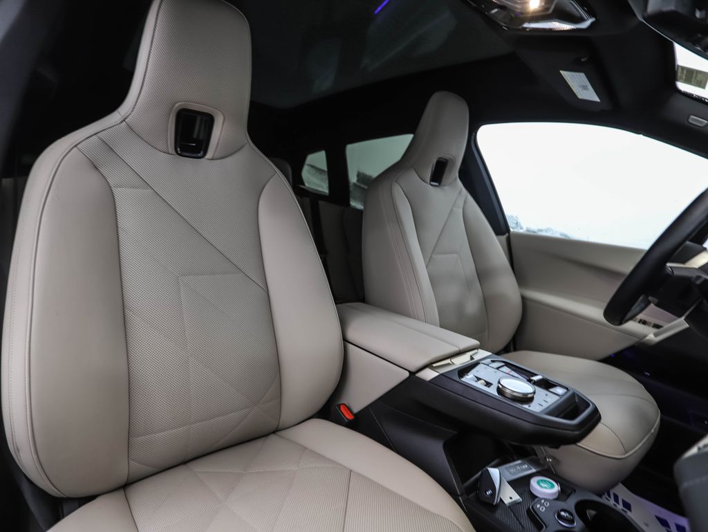 Thumbnail: 2025 BMW iX - 32