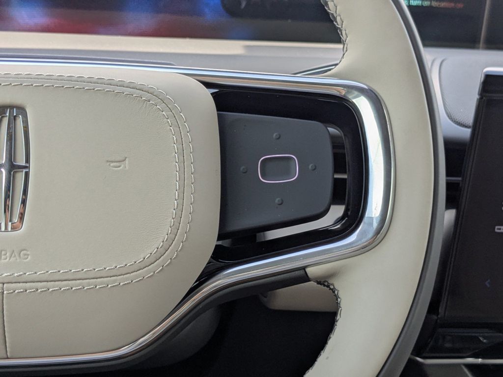 2025 Lincoln Nautilus Hybrid Premiere