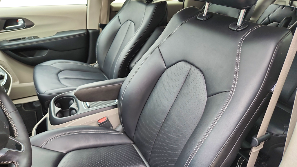 2024 Chrysler Pacifica Hybrid