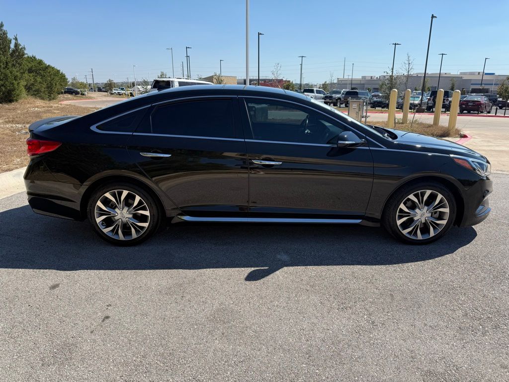 Thumbnail: 2015 Hyundai Sonata - 4