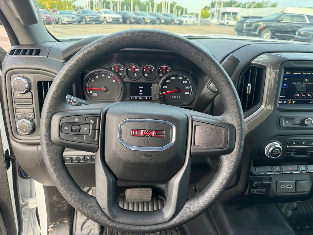 2024 GMC Sierra 2500HD Pro 11