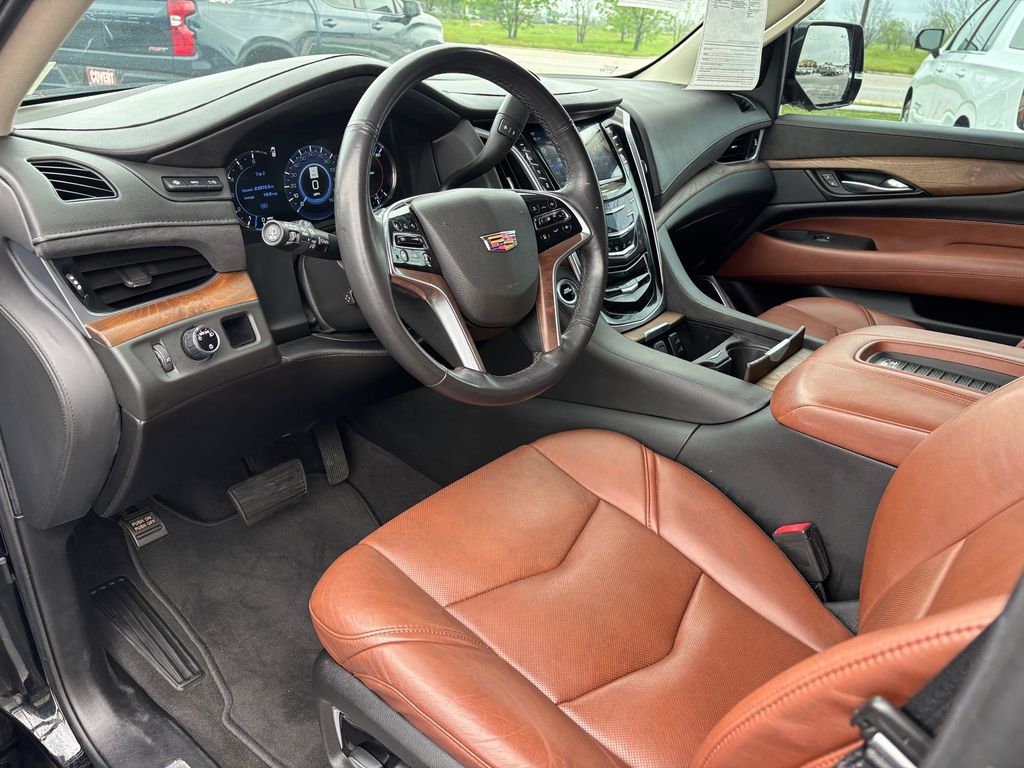Used Car 2020 Cadillac Escalade  Luxury For Sale Under $40,000 In Austin, Texas