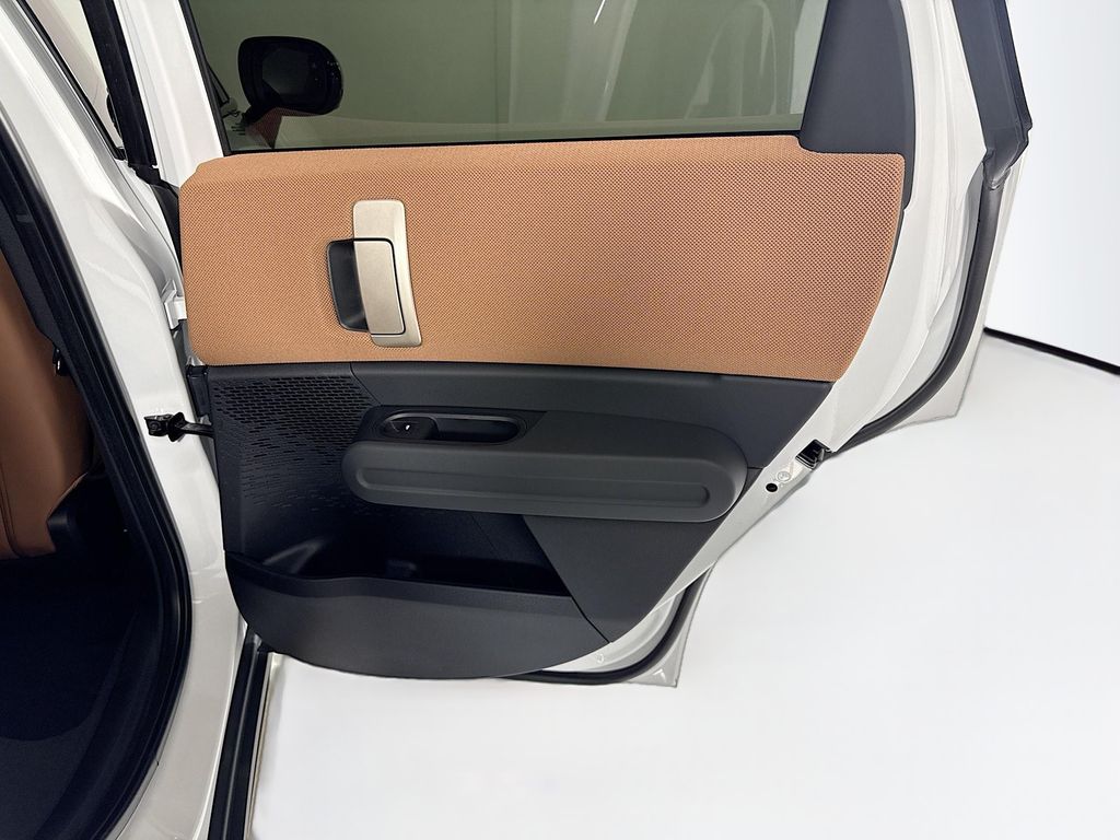 Thumbnail: 2027 MINI Cooper Countryman - 27