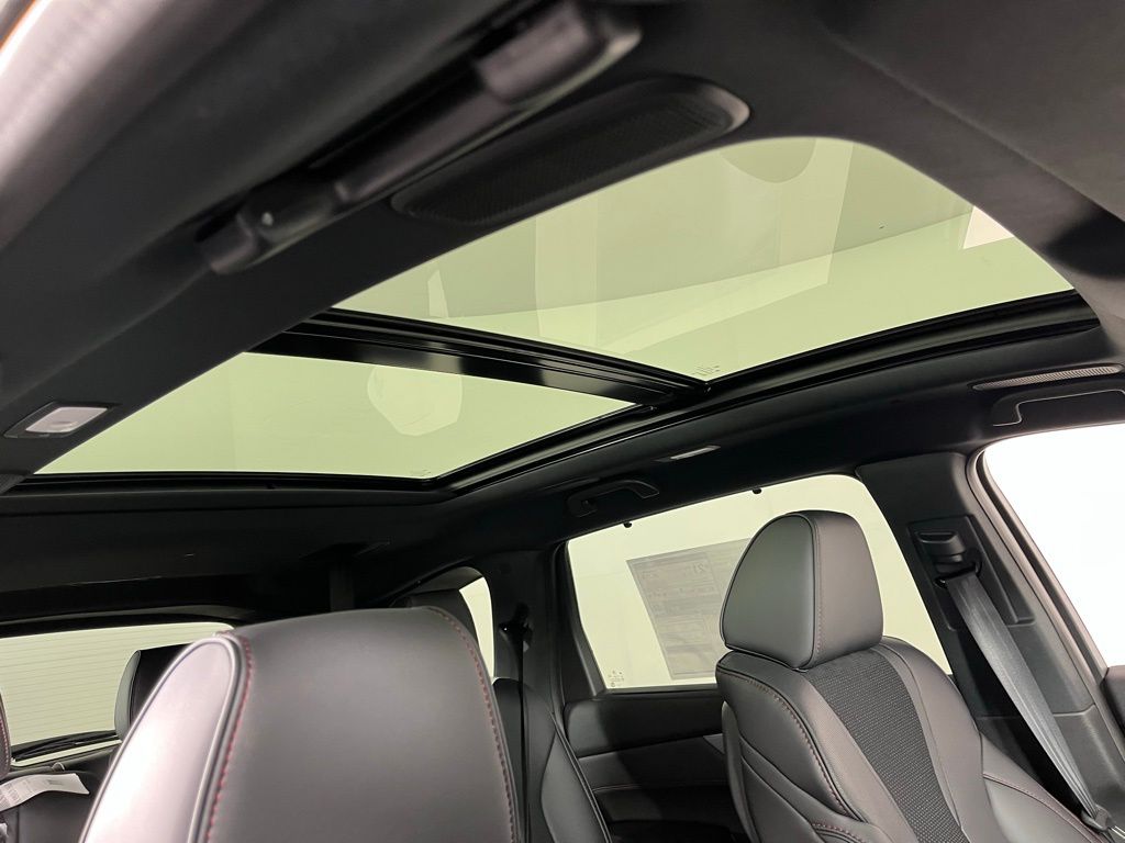 Thumbnail: 2026 Acura MDX - 12