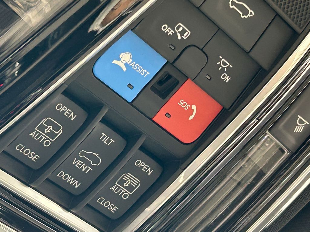 New 2026 Bright White Clearcoat Jeep Summit Obsidian image 26