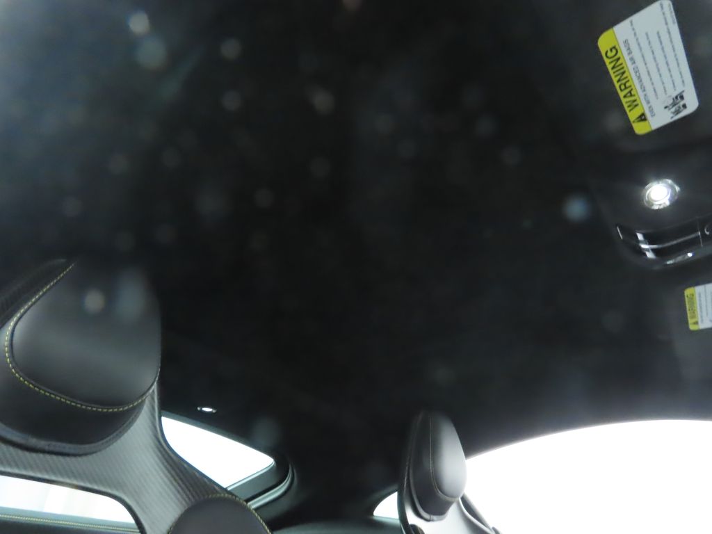 Thumbnail: 2025 Aston Martin Vantage - 19