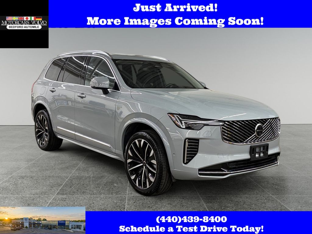 2026 Volvo XC90 B6 Plus 7-Passenger AWD