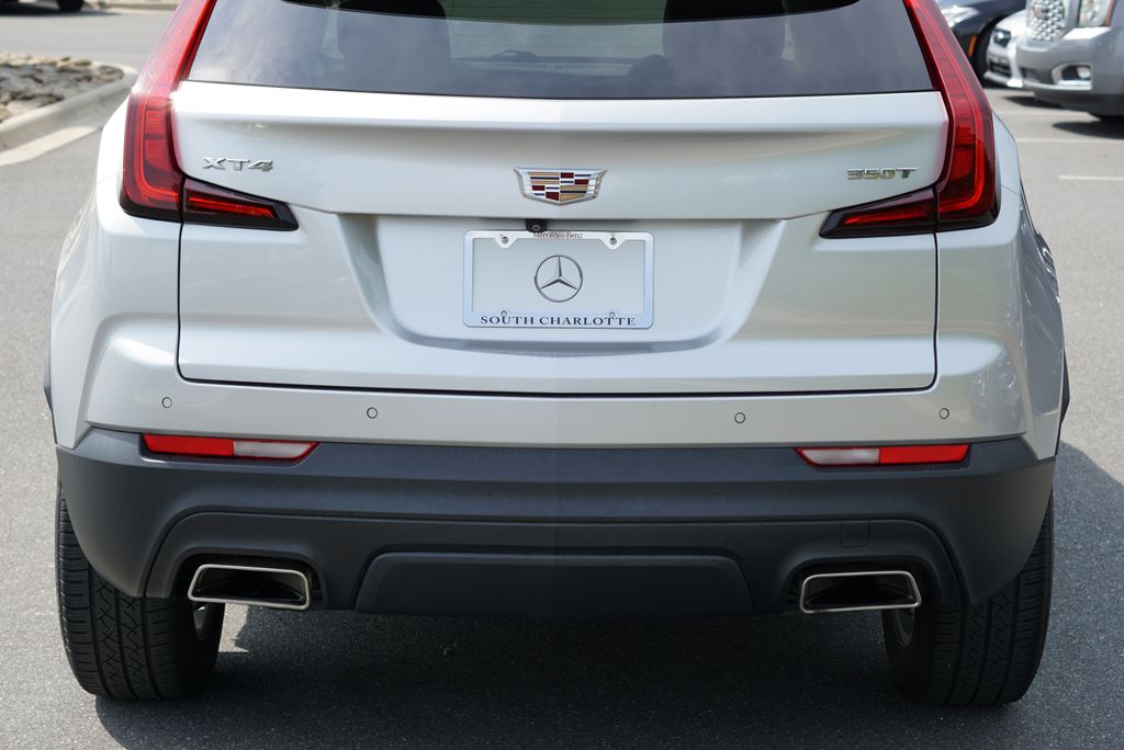 Thumbnail: 2022 Cadillac XT4 - 16