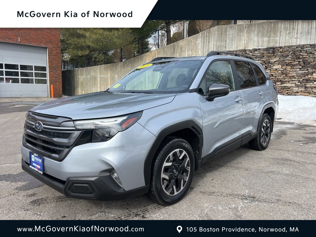 2025 Subaru Forester Premium Crossover AWD