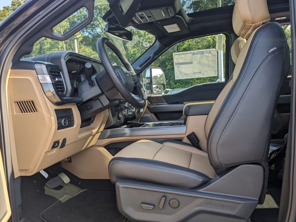 2025 Ford F-250 Super Duty Lariat