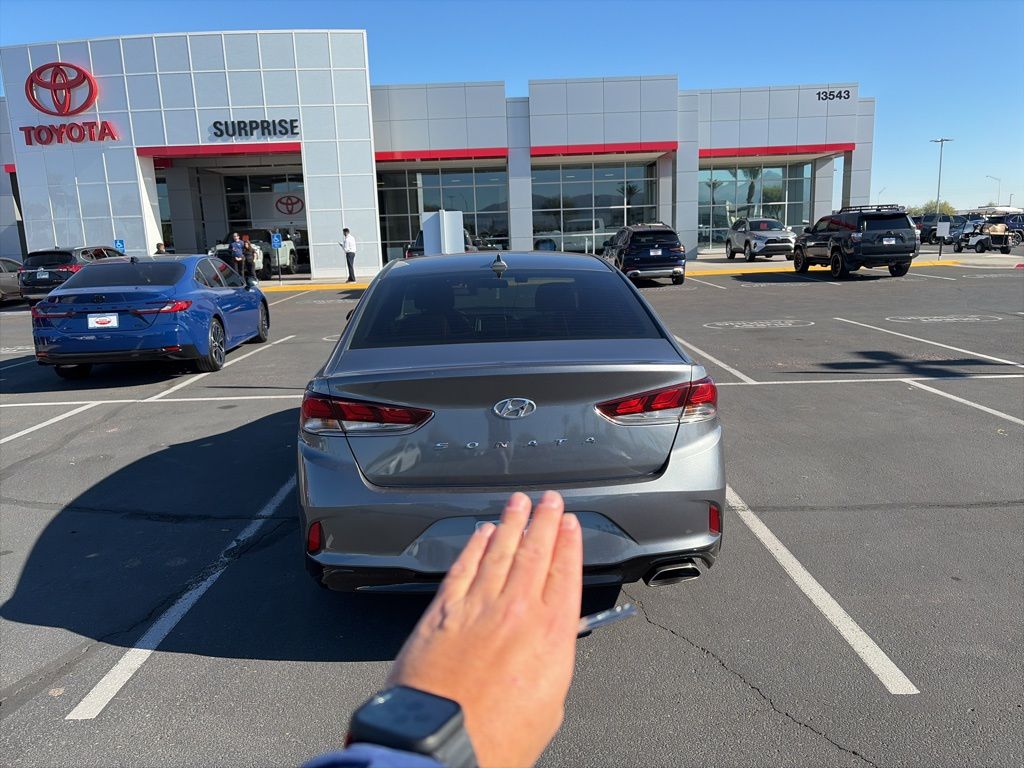 Thumbnail: 2019 Hyundai Sonata - 6