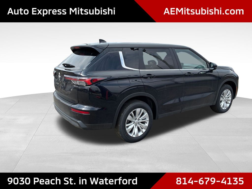 2026 Mitsubishi Outlander ES Black at Auto Express Mitsubishi