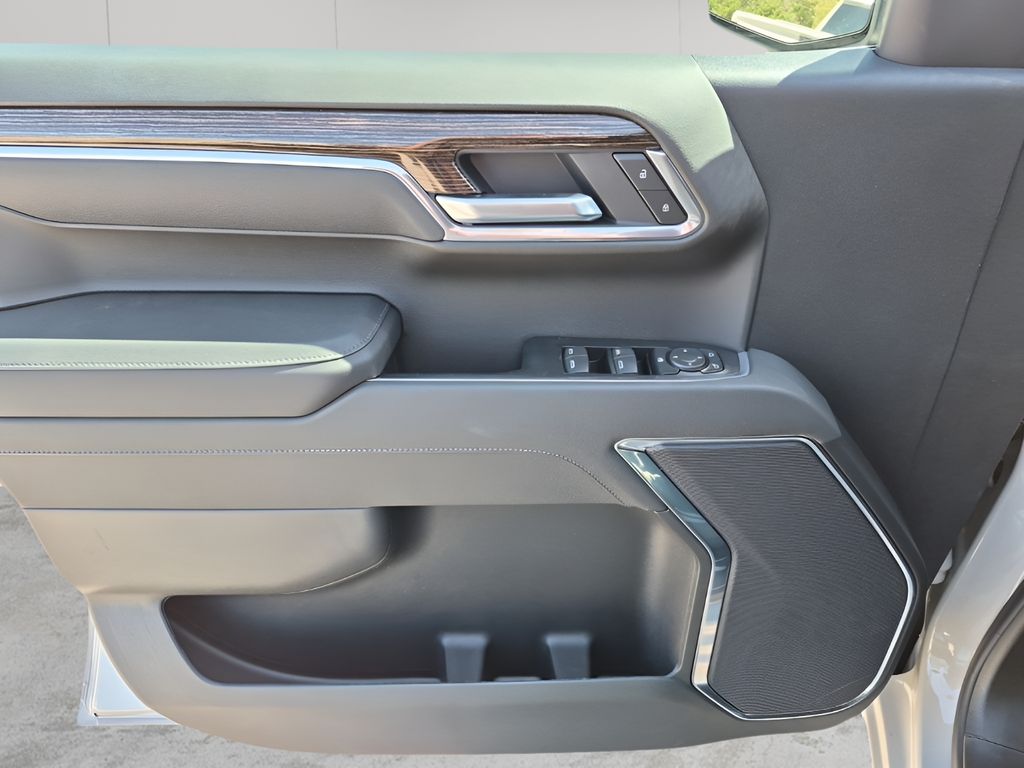 New 2026 Beige GMC SLE image 26