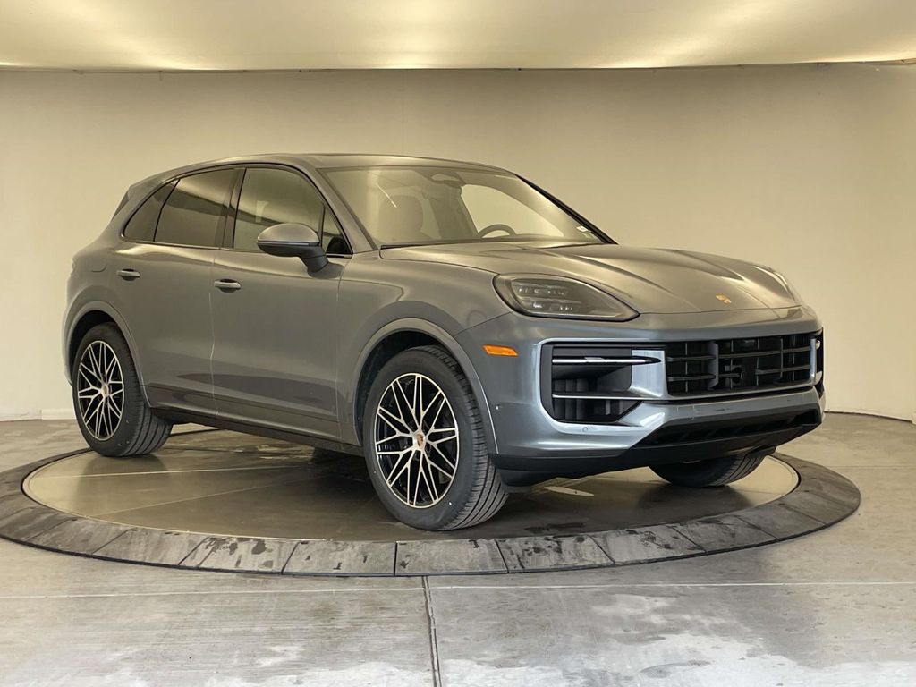 2026 Porsche Cayenne Base - 8