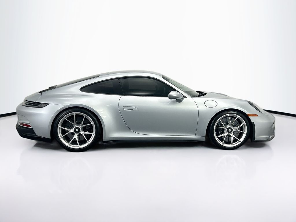 Thumbnail: 2022 Porsche 911 - 8