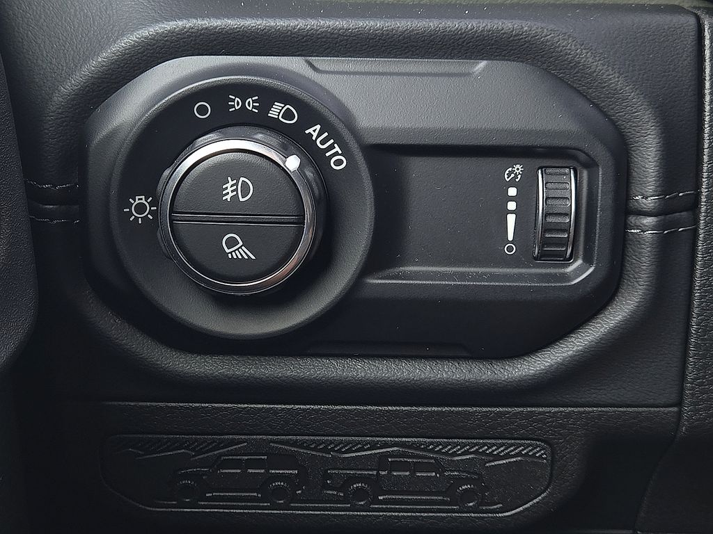 Used 2024 Jeep Gladiator Mojave For Sale in Farmington, AR