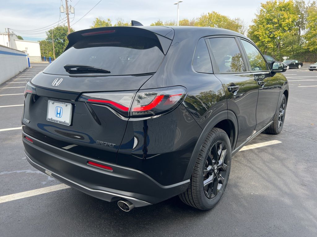 Thumbnail: 2023 Honda HR-V - 5