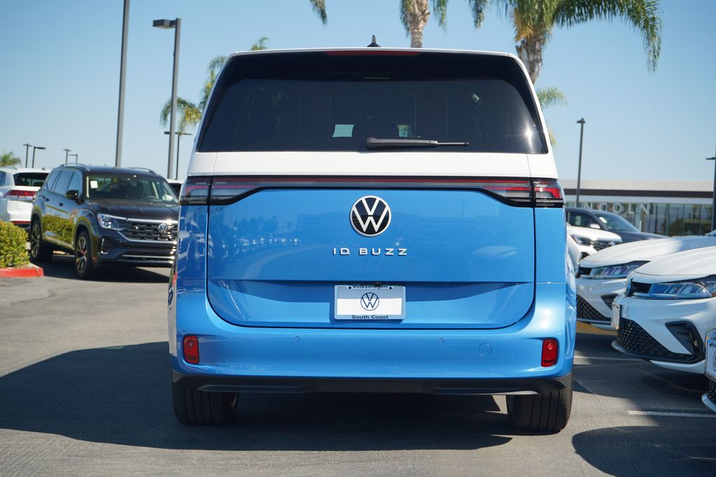 Thumbnail: 2025 Volkswagen ID.Buzz - 4
