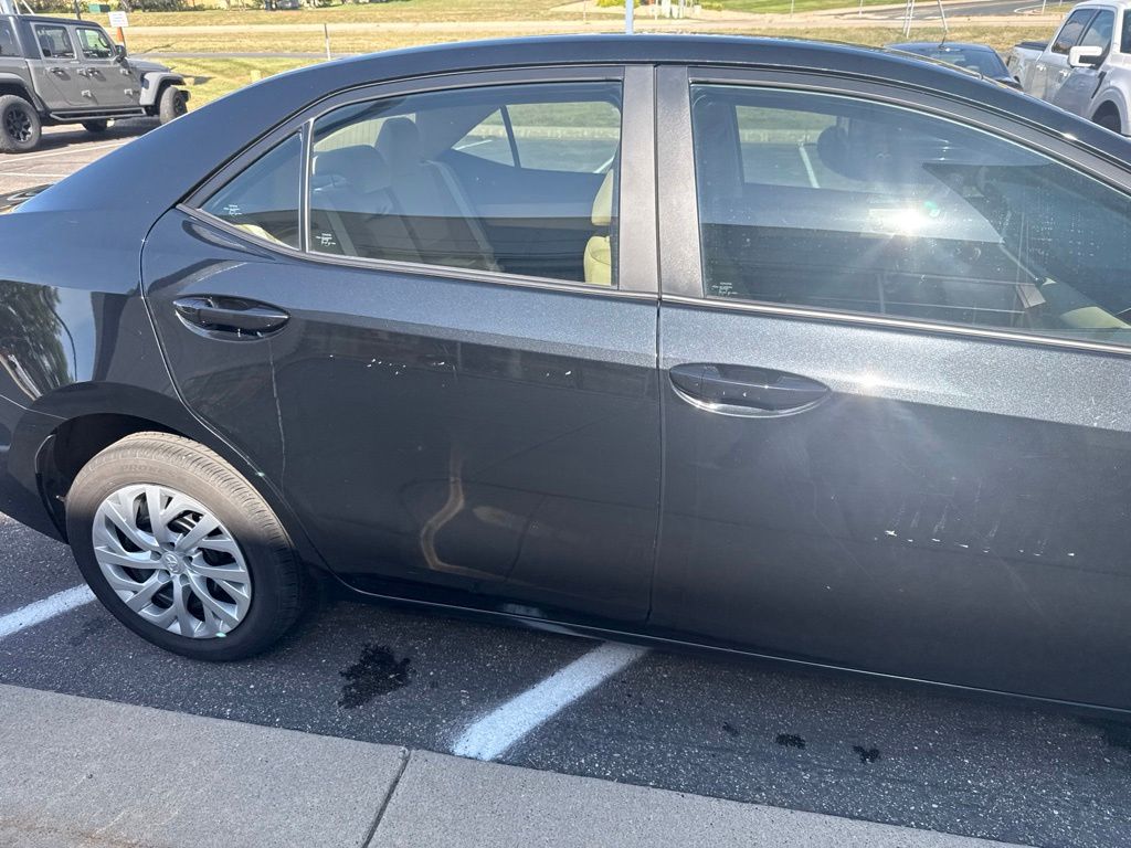 2019 Black Sand Pearl Toyota Corolla LE w/Toyota Safety Sense FWD Sedan