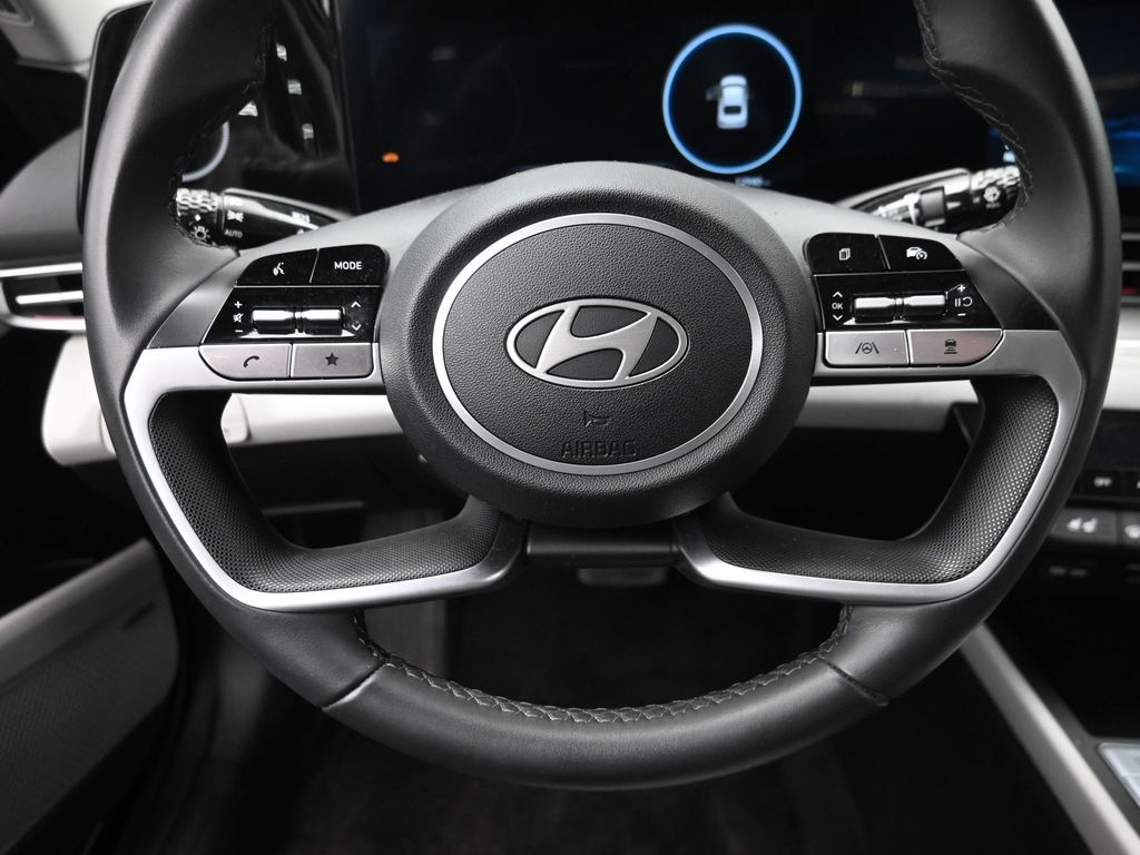 Certified Used 2025 Black Hyundai Limited image 14