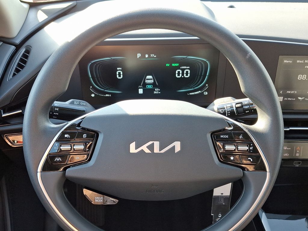 2024 Kia Niro LX 20