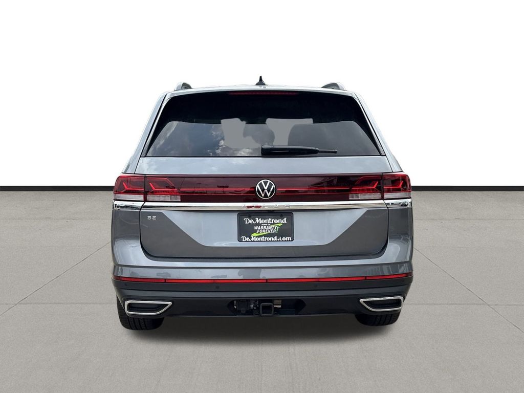 New 2025 Gray Volkswagen 2.0T SE w/Technology image 6