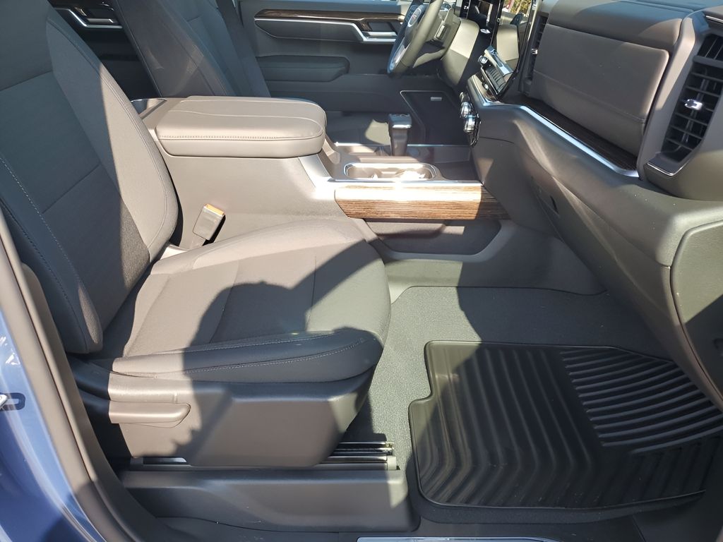 New 2026  GMC Elevation image 16