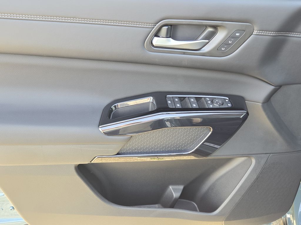 2026 Nissan Pathfinder Platinum Green at Bravo Nissan