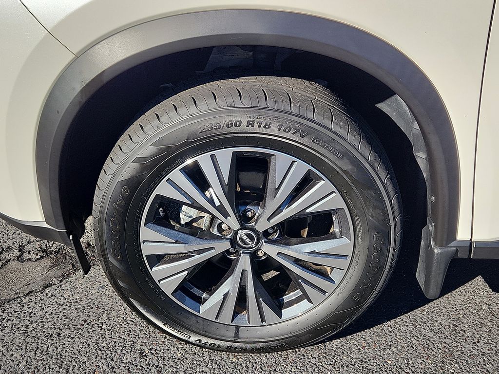 Thumbnail: 2023 Nissan Rogue - 8