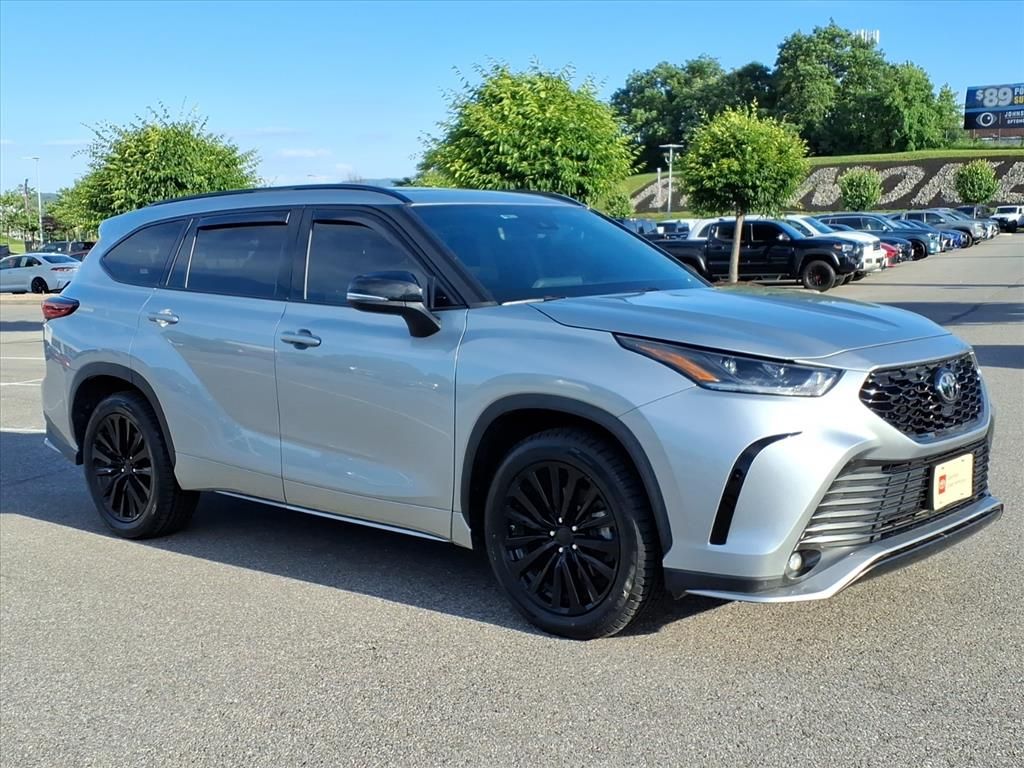 Celestial Silver Metallic 2021 Toyota Highlander XSE AWD SUV / Crossover All-Wheel Drive 8-Speed Automatic