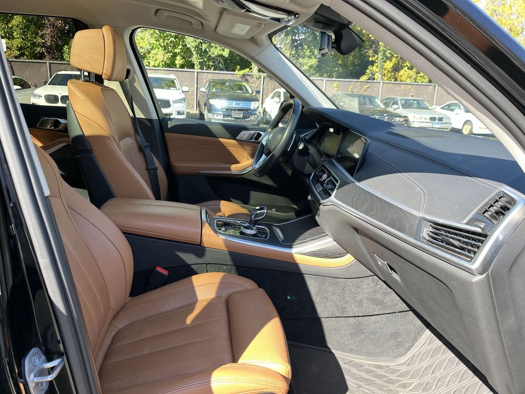 Thumbnail: 2022 BMW X7 - 26