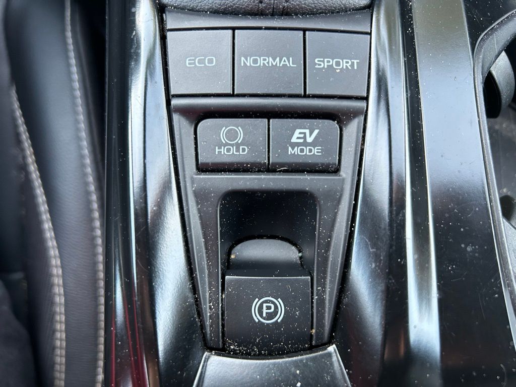 Thumbnail: 2025 Toyota Camry - 27