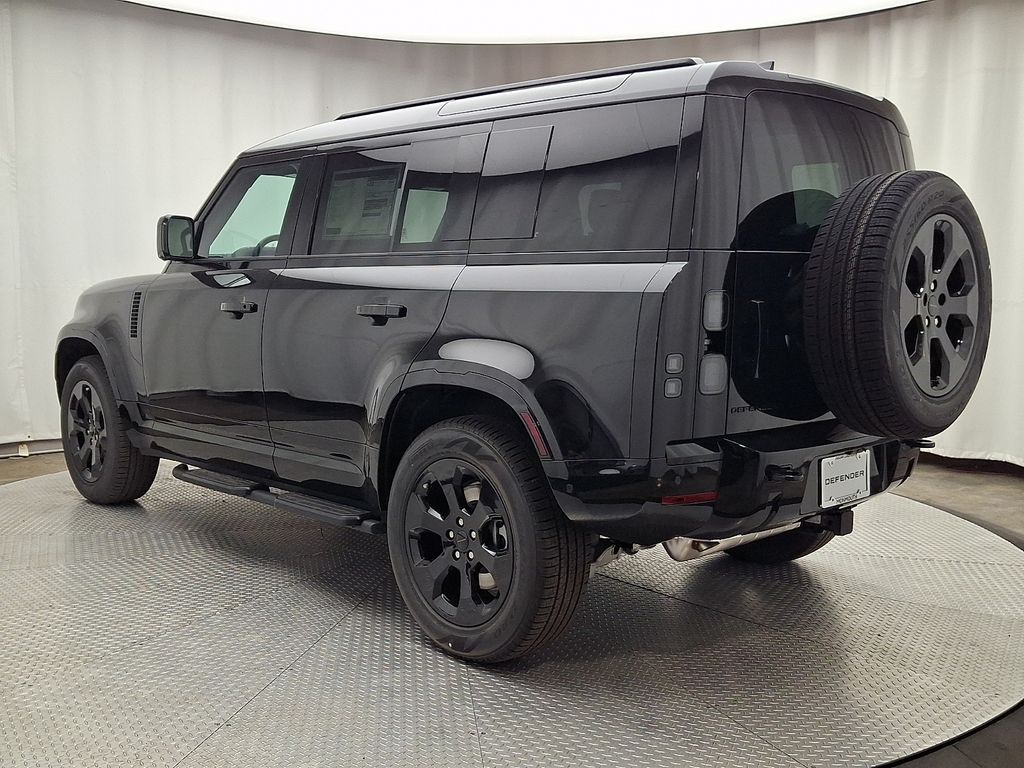 Thumbnail: 2026 Land Rover Defender - 4