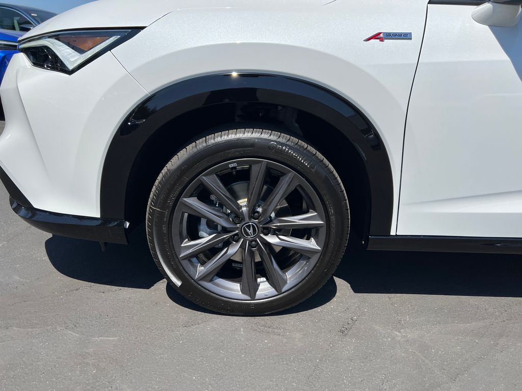 Thumbnail: 2025 Acura ADX - 5