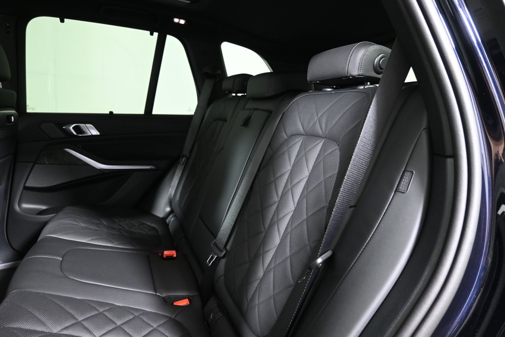 Thumbnail: 2026 BMW X5 - 4