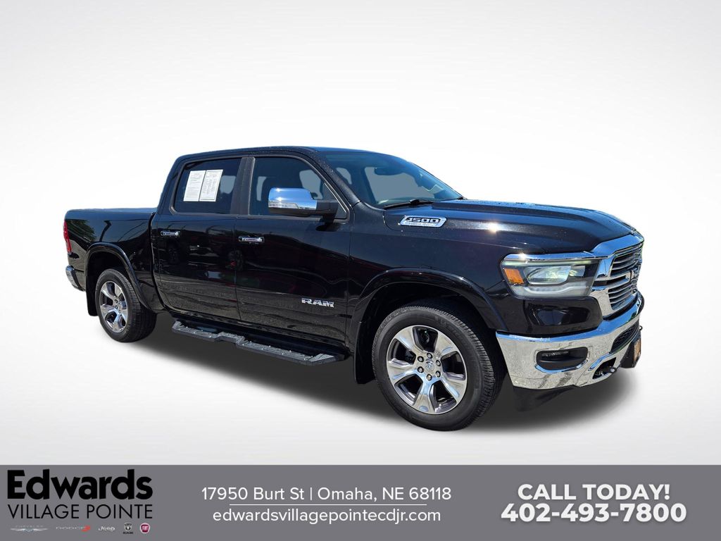 Diamond Black Crystal Pearlcoat 2020 RAM 1500 Pickup Truck Four-Wheel Drive 8-Speed Automatic