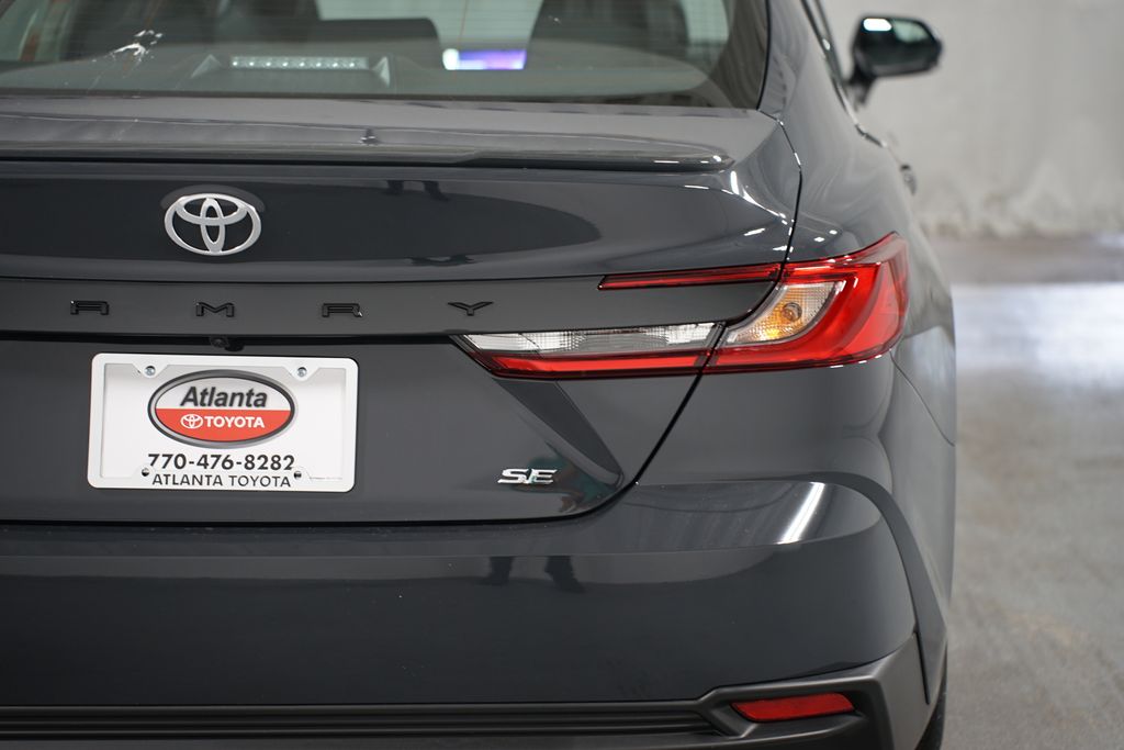 Thumbnail: 2025 Toyota Camry - 10