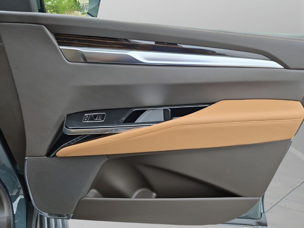 New 2026  Cadillac Luxury image 13