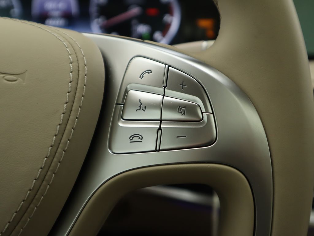 Thumbnail: 2016 Mercedes-Benz S-Class - 12
